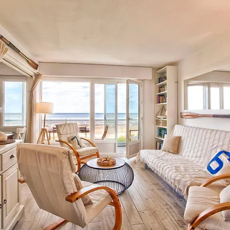 Seafront Flat Near Cabourg With Free Private Parking Apartment *