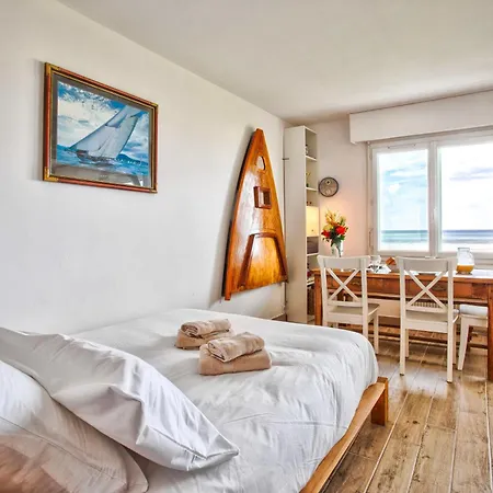 Seafront Flat Near Cabourg With Free Private Parking Appartamento *
