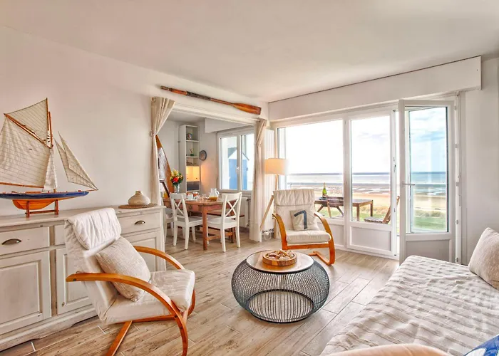 Seafront Flat Near Cabourg With Free Private Parking * Varaville